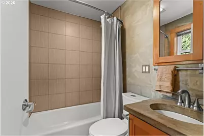 223 N Ivy St, Portland, OR 97227 - Photo 21