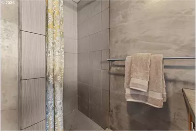 223 N Ivy St, Portland, OR 97227 - Photo 29