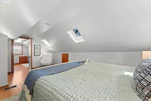 223 N Ivy St, Portland, OR 97227 - Photo 39