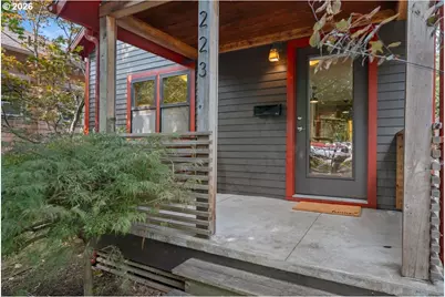 223 N Ivy St, Portland, OR 97227 - Photo 3