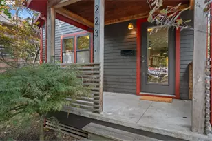 223 N Ivy St, Portland, OR 97227 - Photo 3