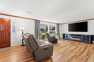 3667 SW 2nd St, Gresham, OR 97030 - Photo 13