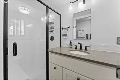 3667 SW 2nd St, Gresham, OR 97030 - Photo 29