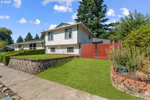 3667 SW 2nd St, Gresham, OR 97030 - Photo 3