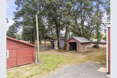 18746 Butteville Rd, Aurora, OR 97002 - Photo 47