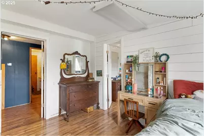 36280 Airport Dr, Lebanon, OR 97355 - Photo 29