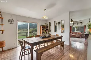 36280 Airport Dr, Lebanon, OR 97355 - Photo 15