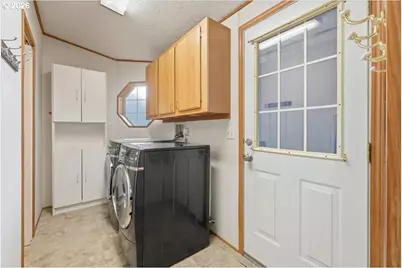 8300 NE Quatama St #104, Hillsboro, OR 97006 - Photo 13