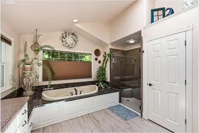 42000 Holden Creek Ln, Springfield, OR 97477 - Photo 29