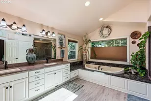 42000 Holden Creek Ln, Springfield, OR 97477 - Photo 27