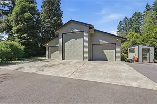 42000 Holden Creek Ln, Springfield, OR 97477 - Photo 29