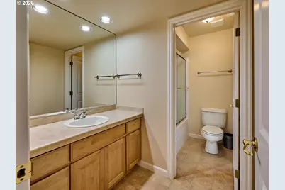 4746 Amherst Ct, Lake Oswego, OR 97035 - Photo 33