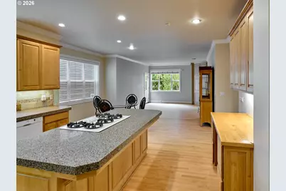4746 Amherst Ct, Lake Oswego, OR 97035 - Photo 11