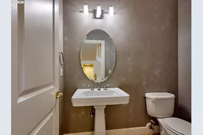 4746 Amherst Ct, Lake Oswego, OR 97035 - Photo 19