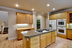4746 Amherst Ct, Lake Oswego, OR 97035 - Photo 13