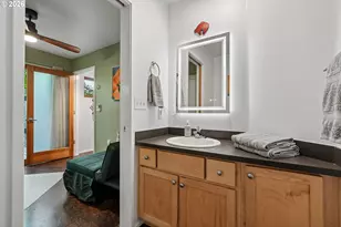 5918 NE Hoyt St, Portland, OR 97213 - Photo 27