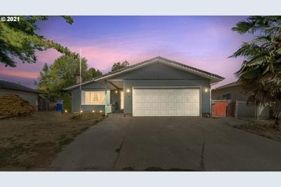 270 Brink Ct, Salem, OR 97317 - Photo 1