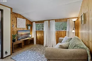 8624 Buckhorn Rd, Roseburg, OR 97470 - Photo 23
