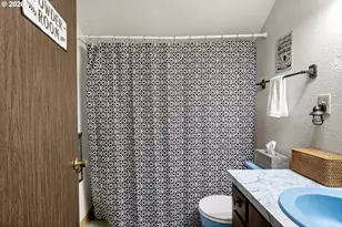 8624 Buckhorn Rd, Roseburg, OR 97470 - Photo 29