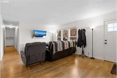 1290 Ojai Ave, Grants Pass, OR 97527 - Photo 7