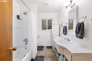 1290 Ojai Ave, Grants Pass, OR 97527 - Photo 15