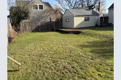 7135 N Olin Ave, Portland, OR 97203 - Photo 25