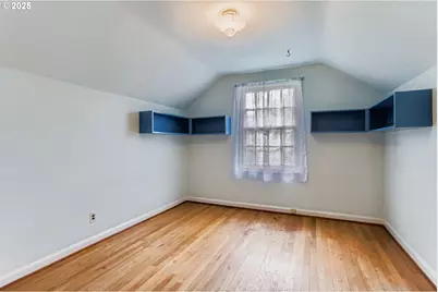 7135 N Olin Ave, Portland, OR 97203 - Photo 21