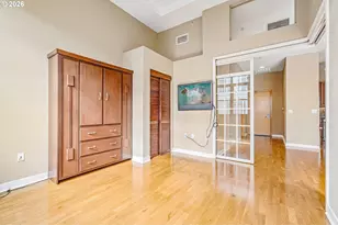 821 NW 11th Ave, Portland, OR 97209 - Photo 15