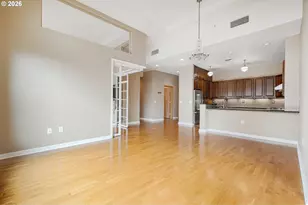 821 NW 11th Ave, Portland, OR 97209 - Photo 13