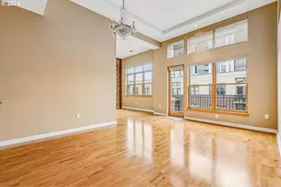 821 NW 11th Ave, Portland, OR 97209 - Photo 19