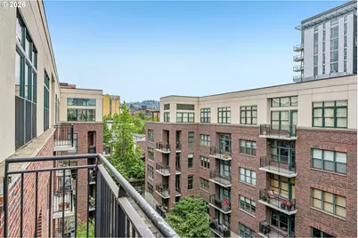 821 NW 11th Ave #609, Portland, OR 97209 - Photo 1