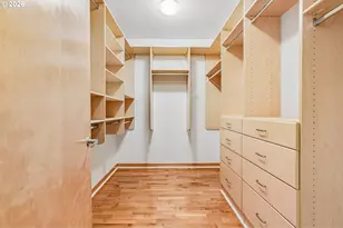 821 NW 11th Ave, Portland, OR 97209 - Photo 25