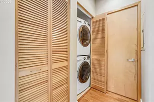 821 NW 11th Ave, Portland, OR 97209 - Photo 27