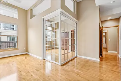 821 NW 11th Ave #609, Portland, OR 97209 - Photo 5