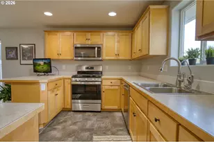 34385 Heron Meadows Dr, Scappoose, OR 97056 - Photo 15