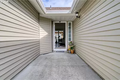 34385 Heron Meadows Dr, Scappoose, OR 97056 - Photo 3