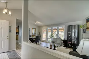 34385 Heron Meadows Dr, Scappoose, OR 97056 - Photo 9