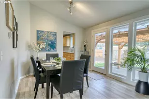 34385 Heron Meadows Dr, Scappoose, OR 97056 - Photo 11