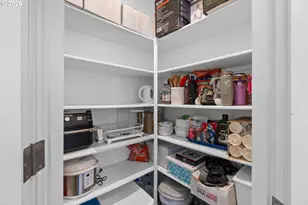 652 SW 49th Dr, Gresham, OR 97080 - Photo 19