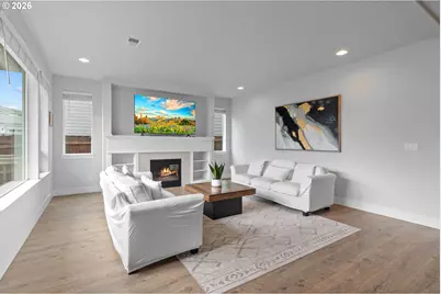 652 SW 49th Dr, Gresham, OR 97080 - Photo 9