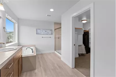 652 SW 49th Dr, Gresham, OR 97080 - Photo 33