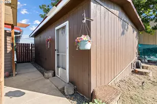 710 E View Dr, Hermiston, OR 97838 - Photo 25