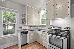 326 Pearl St, Oregon City, OR 97045 - Photo 15