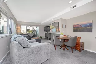 123 N Hayden Bay Dr, Portland, OR 97217 - Photo 11