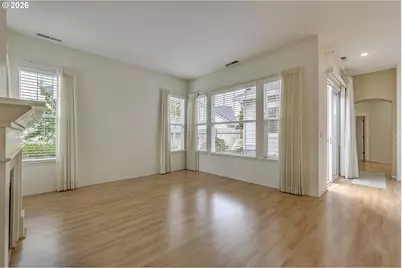 6235 NE Rosebay Dr, Hillsboro, OR 97124 - Photo 5