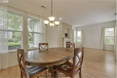 6235 NE Rosebay Dr, Hillsboro, OR 97124 - Photo 9