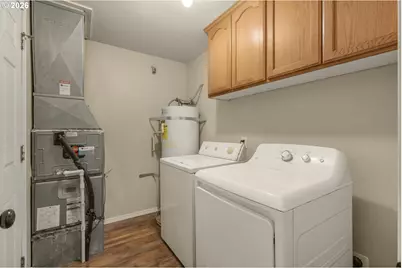 1780 Grape Ct, Sweet Home, OR 97386 - Photo 21