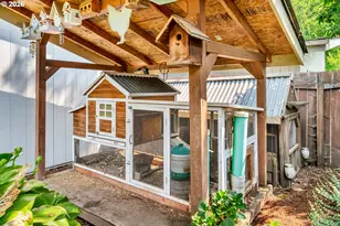 1121 Lorella Ave, Eugene, OR 97401 - Photo 45