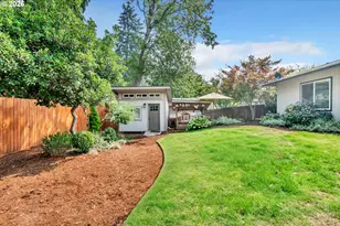1121 Lorella Ave, Eugene, OR 97401 - Photo 43
