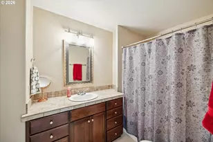 10559 NE Avery Way, Hillsboro, OR 97006 - Photo 17